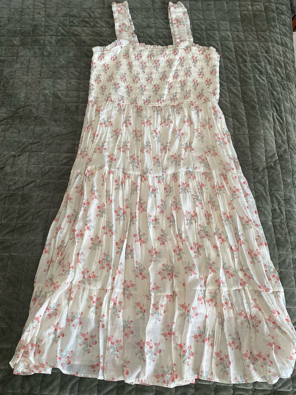 ARULA NWT White Floral Smocked Sundress Top with Ruffled Straps - Picture 2 of 2